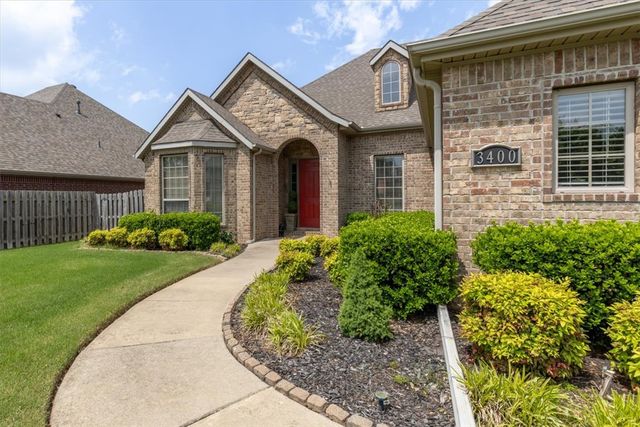 3400 SW Crosswinds Boulevard, Bentonville, AR 72713