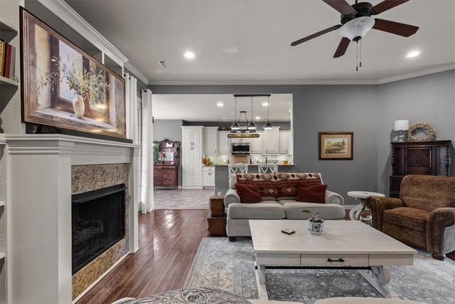 3400 SW Crosswinds Boulevard, Bentonville, AR 72713
