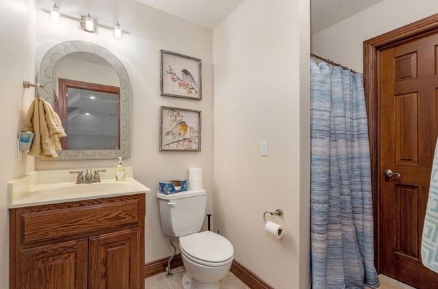 1004 W Glacier Court, Nixa, MO 65714