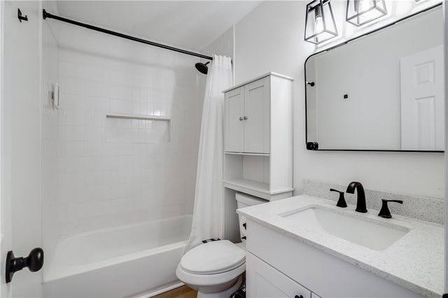 3504 SW Landau Court, Bentonville, AR 72712