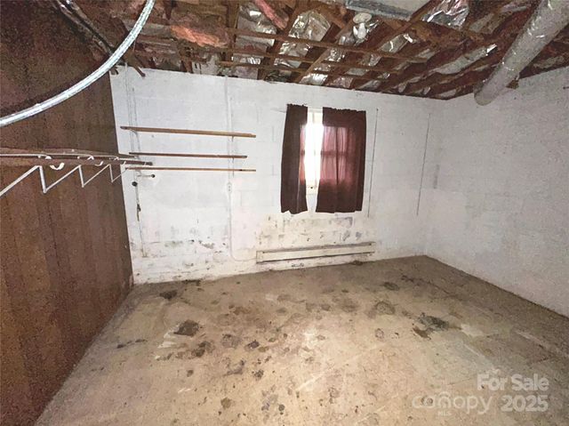 2330 40th Avenue Court NE, Hickory, NC 28601