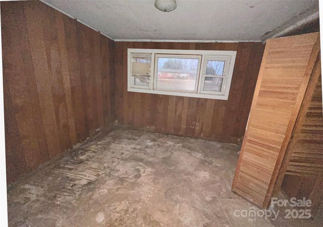 2330 40th Avenue Court NE, Hickory, NC 28601