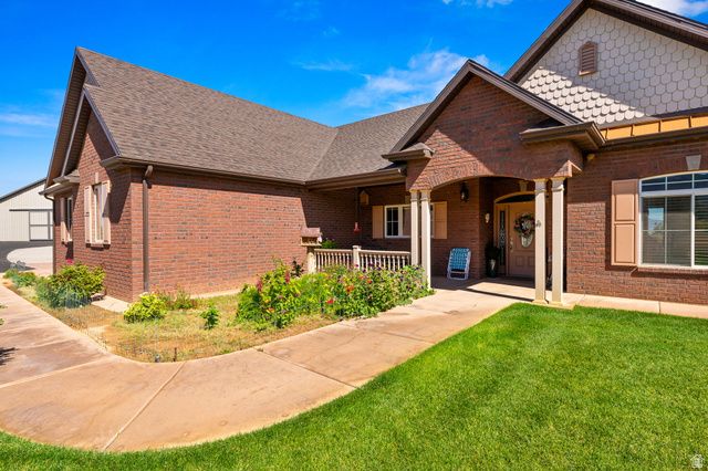 520 N OLD PARAGONAH HWY, Parowan, UT 84761