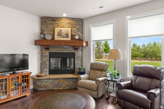 520 N OLD PARAGONAH HWY, Parowan, UT 84761