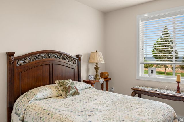 520 N OLD PARAGONAH HWY, Parowan, UT 84761