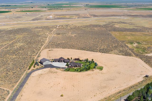 520 N OLD PARAGONAH HWY, Parowan, UT 84761