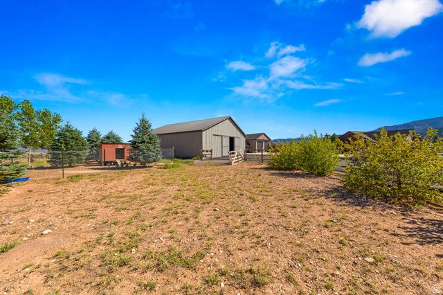 520 N OLD PARAGONAH HWY, Parowan, UT 84761