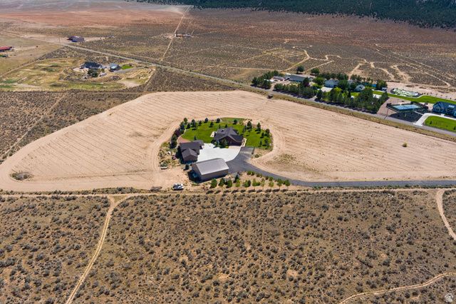 520 N OLD PARAGONAH HWY, Parowan, UT 84761