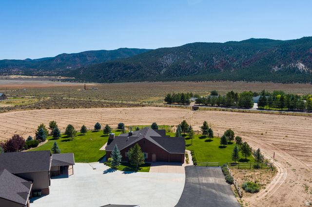 520 N OLD PARAGONAH HWY, Parowan, UT 84761