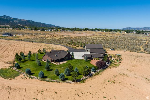 520 N OLD PARAGONAH HWY, Parowan, UT 84761