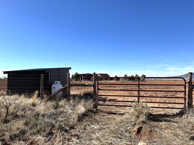520 N OLD PARAGONAH HWY, Parowan, UT 84761