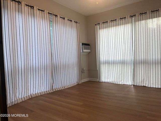 18 Lexington Court, Red Bank, NJ 07701