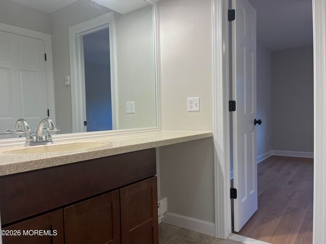 18 Lexington Court, Red Bank, NJ 07701