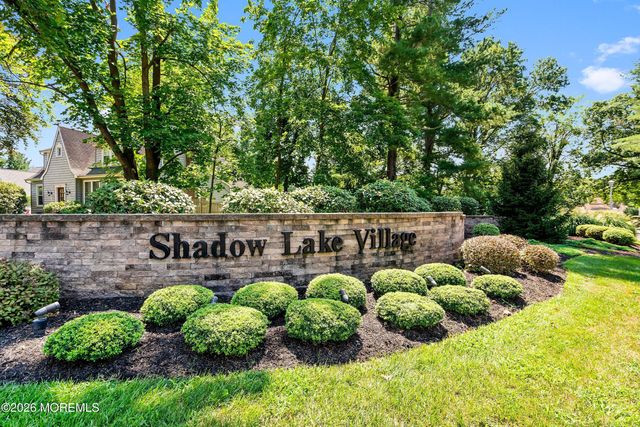 18 Lexington Court, Red Bank, NJ 07701