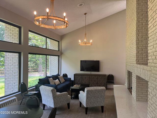 18 Lexington Court, Red Bank, NJ 07701
