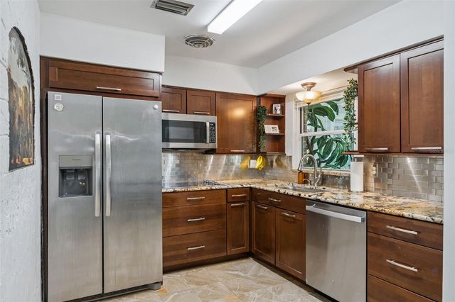 812 AGNES DRIVE, Altamonte Springs, FL 32701