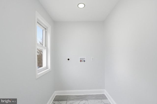 5909 MARLUTH AVE, Baltimore, MD 21206