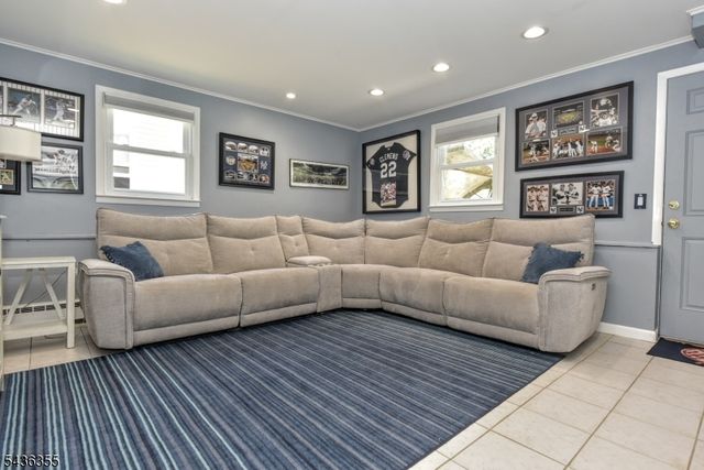 202 Lake Shore Dr, Parsippany-troy Hills Twp., NJ 07034
