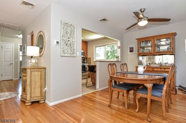 202 Lake Shore Dr, Parsippany-troy Hills Twp., NJ 07034