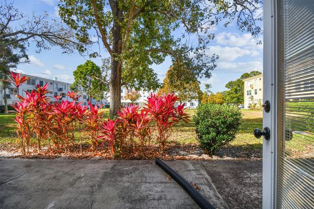 2466 ECUADORIAN WAY 6, Clearwater, FL 33763