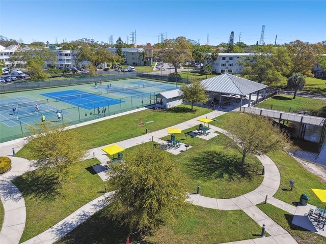 2466 ECUADORIAN WAY 6, Clearwater, FL 33763