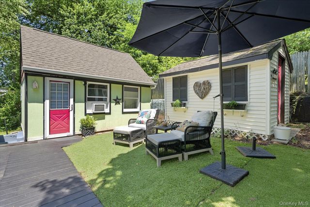 88 Cherry Road, Rocky Point, NY 11778
