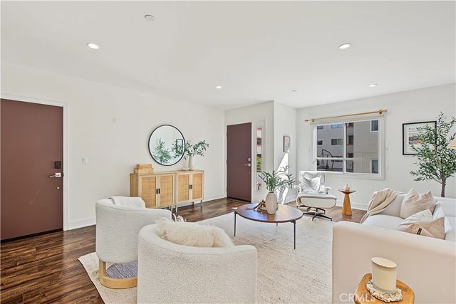 2428 E Del Mar Unit 206, Pasadena, CA 91107