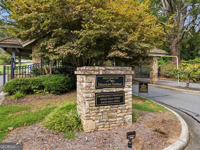 476 Licklog Ridge, Hayesville, NC 28904