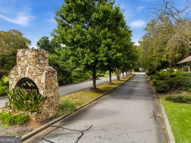 476 Licklog Ridge, Hayesville, NC 28904