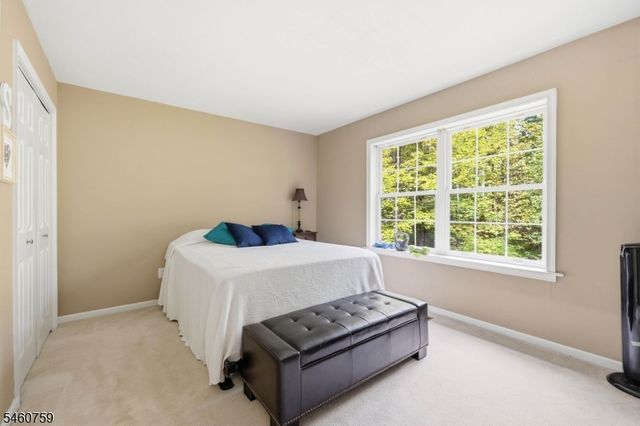 46 Melinda Ln, Vernon Twp., NJ 07421