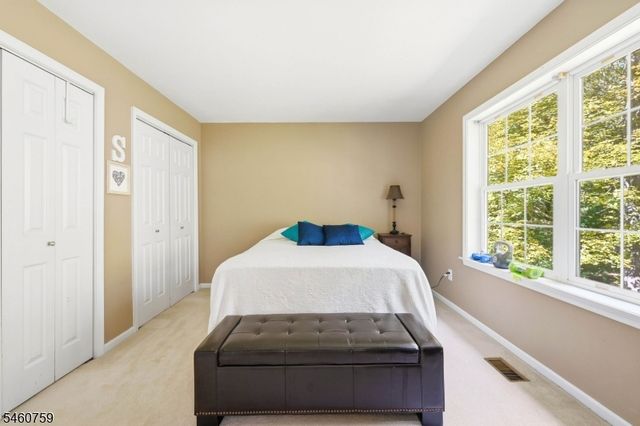 46 Melinda Ln, Vernon Twp., NJ 07421