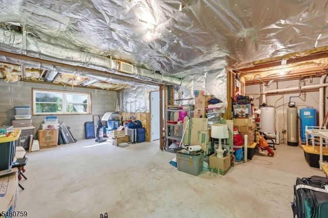 46 Melinda Ln, Vernon Twp., NJ 07421