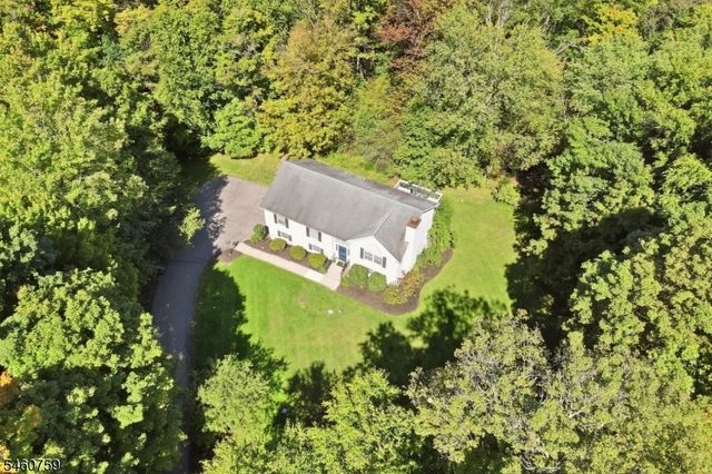 46 Melinda Ln, Vernon Twp., NJ 07421