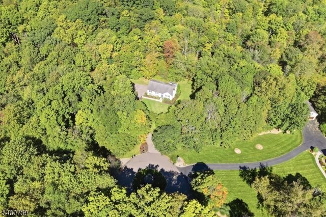 46 Melinda Ln, Vernon Twp., NJ 07421