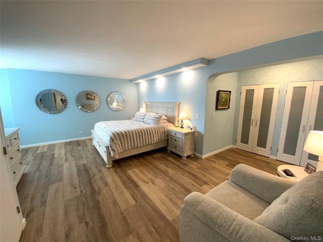 27110 Grand Central Parkway 25A, Floral Park, NY 11005