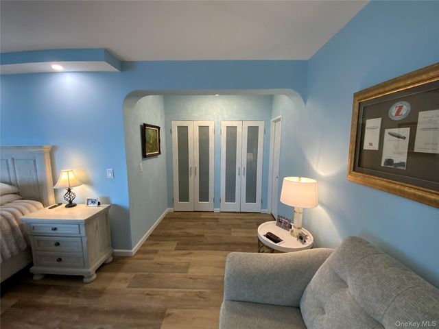 27110 Grand Central Parkway 25A, Floral Park, NY 11005