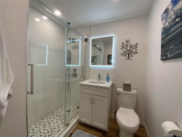 27110 Grand Central Parkway 25A, Floral Park, NY 11005