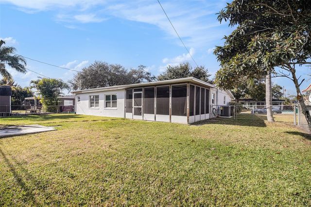 581 CLARKE AVENUE, Melbourne, FL 32935