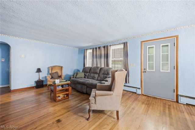 5950 Parkman Road NW, Warren, OH 44481