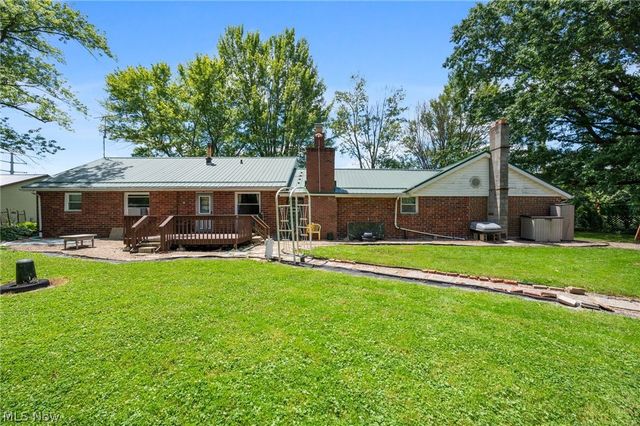 5950 Parkman Road NW, Warren, OH 44481