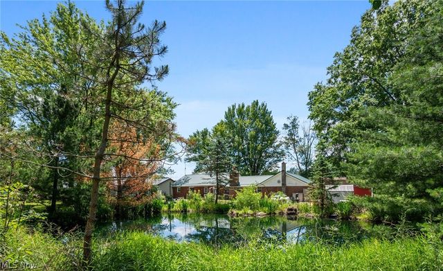5950 Parkman Road NW, Warren, OH 44481