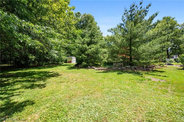 5950 Parkman Road NW, Warren, OH 44481