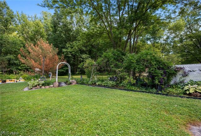 5950 Parkman Road NW, Warren, OH 44481