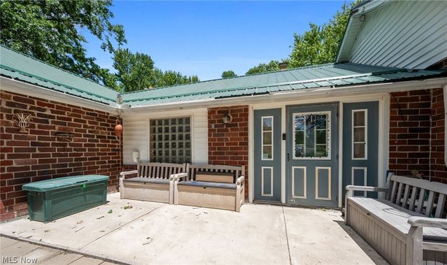 5950 Parkman Road NW, Warren, OH 44481