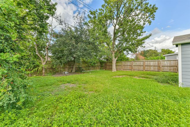 8759 Josie Street, Houston, TX 77029