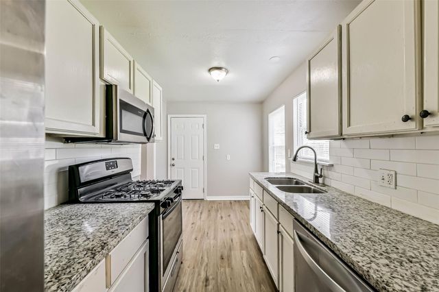 8759 Josie Street, Houston, TX 77029