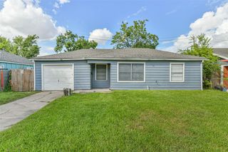 8759 Josie Street, Houston, TX 77029