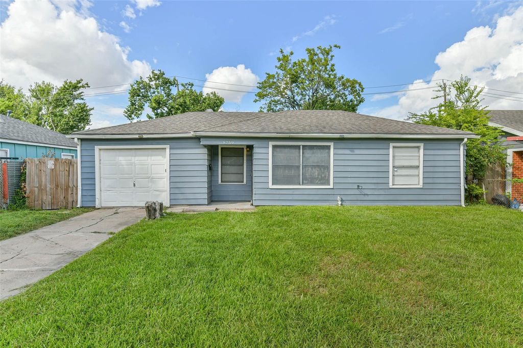 8759 Josie Street, Houston, TX 77029