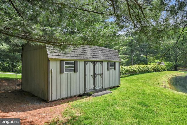 10A FARM LANE, Lititz, PA 17543
