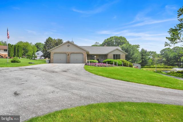 10A FARM LANE, Lititz, PA 17543